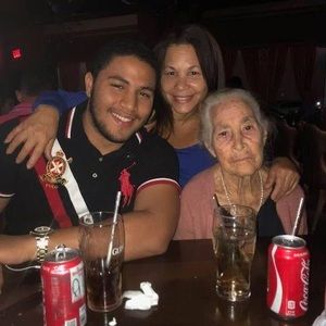 Meet your Posher, Luz